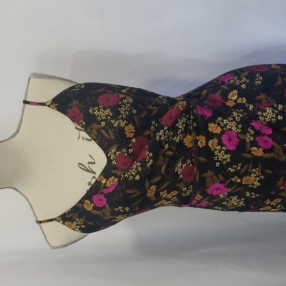 Astr Purple and Black Maxi Dress with Slit Spaghetti Straps - Picture 5 of 12